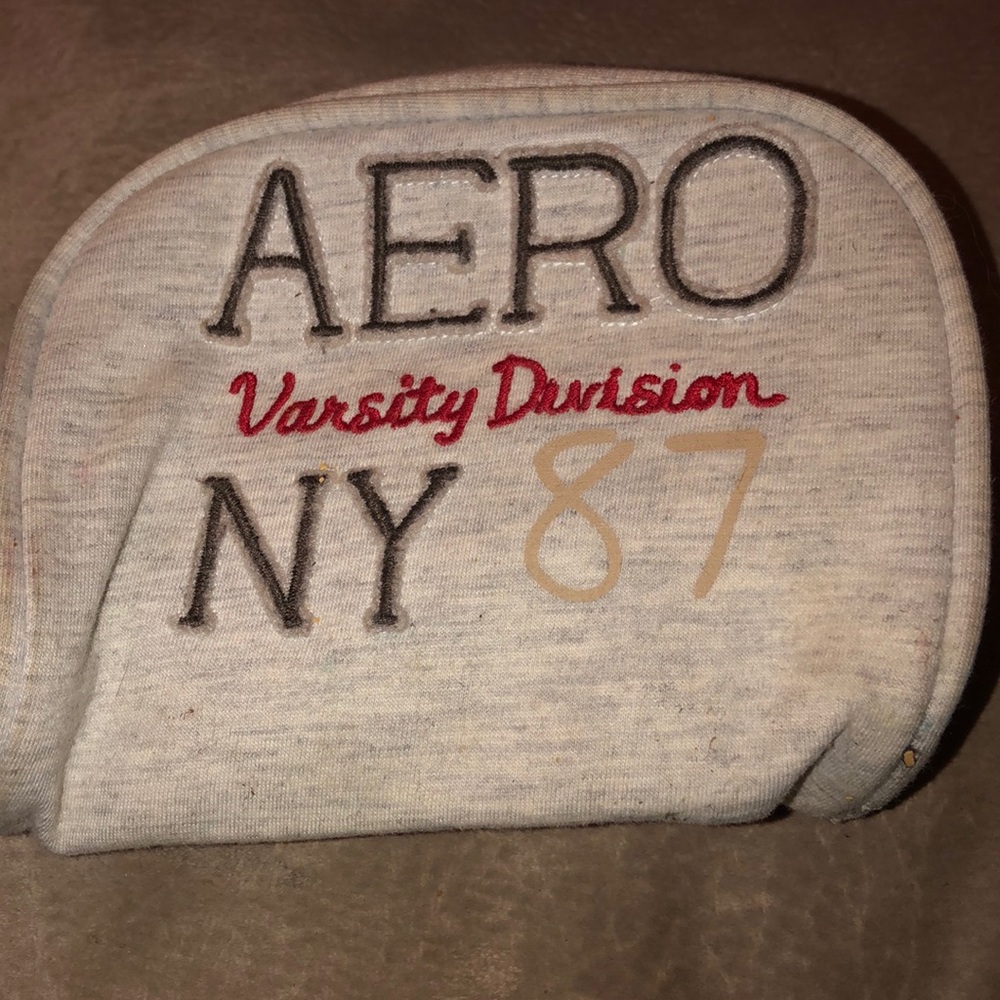 Almost new Aeropostale travel bag :)